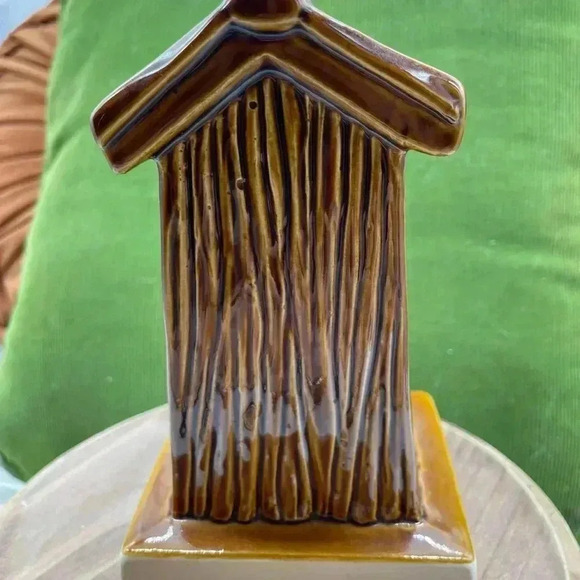 Tennessee Hillbilly Outhouse Money Bank - Picture 5 of 9